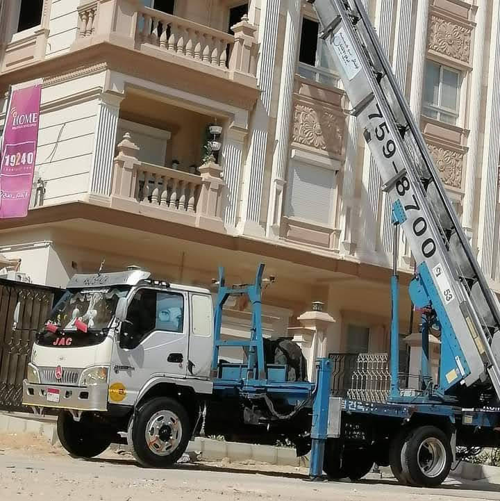 شركة نقل عفش في مصر الجديدة مع ونش رفع لنقل الأثاث للأدوار العالية بأمان وأسعار مناسبة